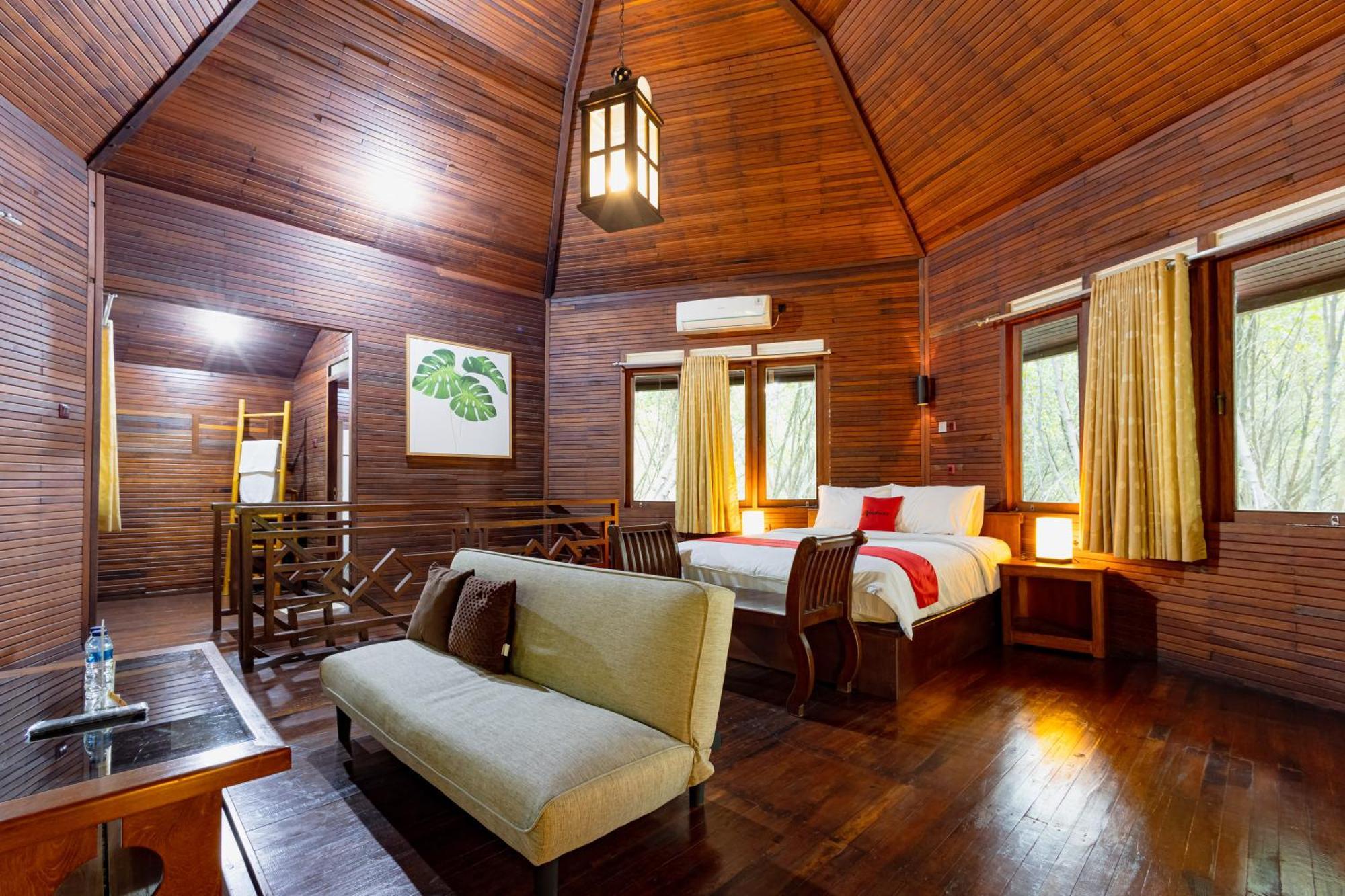 Reddoorz Resort @ Taman Wisata Mangrove Giacarta Esterno foto